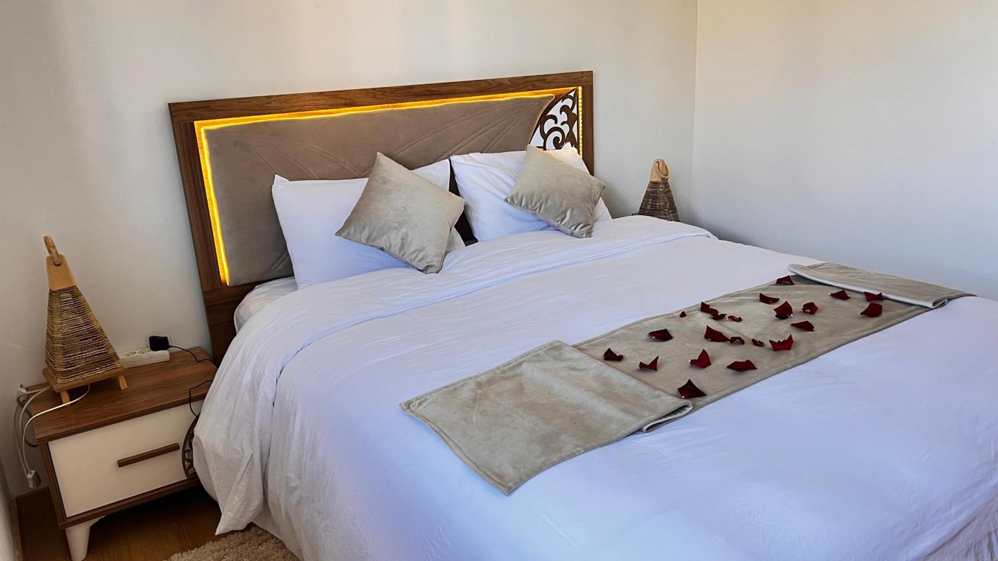 Mini-Villa Situee Dans Une Residence Prestigia A Marrakech, Avec Une Vue Sur La Piscine Et Le Golf Une Securite 24H Sur 24 Et Une Proximite Ideale De L Aeroport 5 Minutes C Est Une Offre Parfaite Pour Des Vacances Marrakesh Buitenkant foto