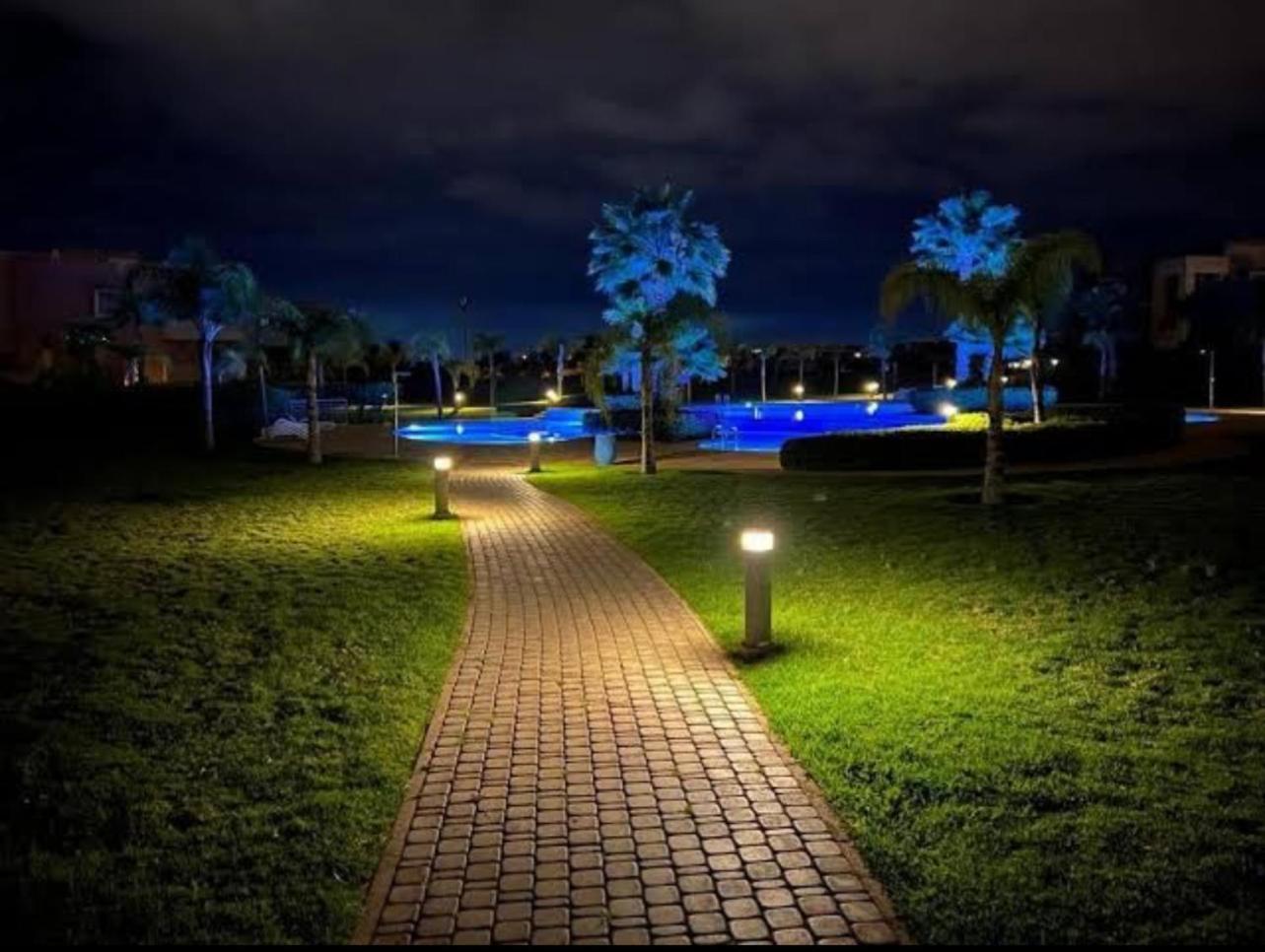 Mini-Villa Situee Dans Une Residence Prestigia A Marrakech, Avec Une Vue Sur La Piscine Et Le Golf Une Securite 24H Sur 24 Et Une Proximite Ideale De L Aeroport 5 Minutes C Est Une Offre Parfaite Pour Des Vacances Marrakesh Buitenkant foto